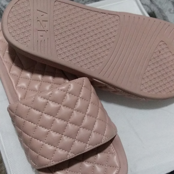 APL pink woman's slide shoes size 8 - Picture 3 of 4